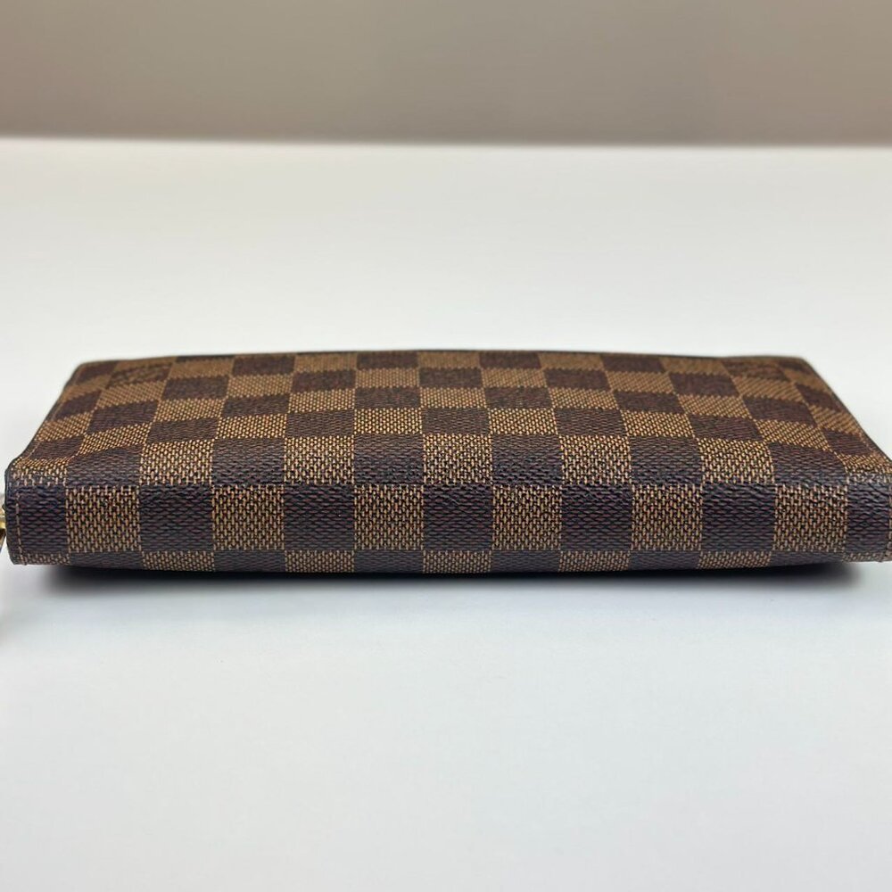 Louis Vuitton Damier Ebene Wallet - Picture 5 of 9
